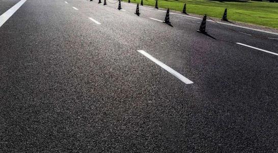 再生瀝青生產工藝介紹(圖2) 再生瀝青生產工藝介紹(圖2)